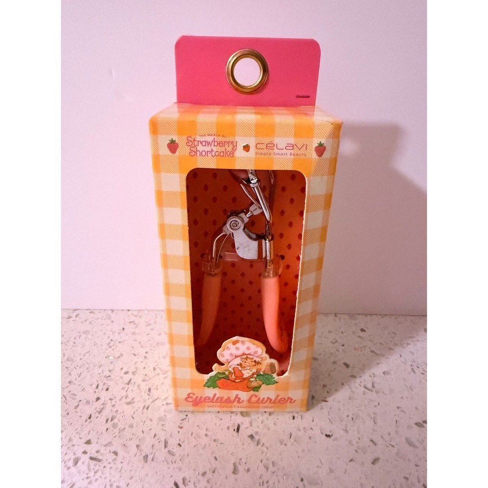 Strawberry Shortcake x Celavi Eyelash Curler Pink Flat Handle Grip New in Box